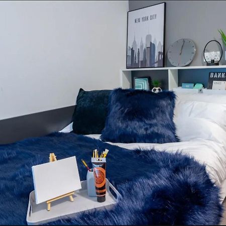 Modern Rooms In Wembley, Sk 伦敦 外观 照片