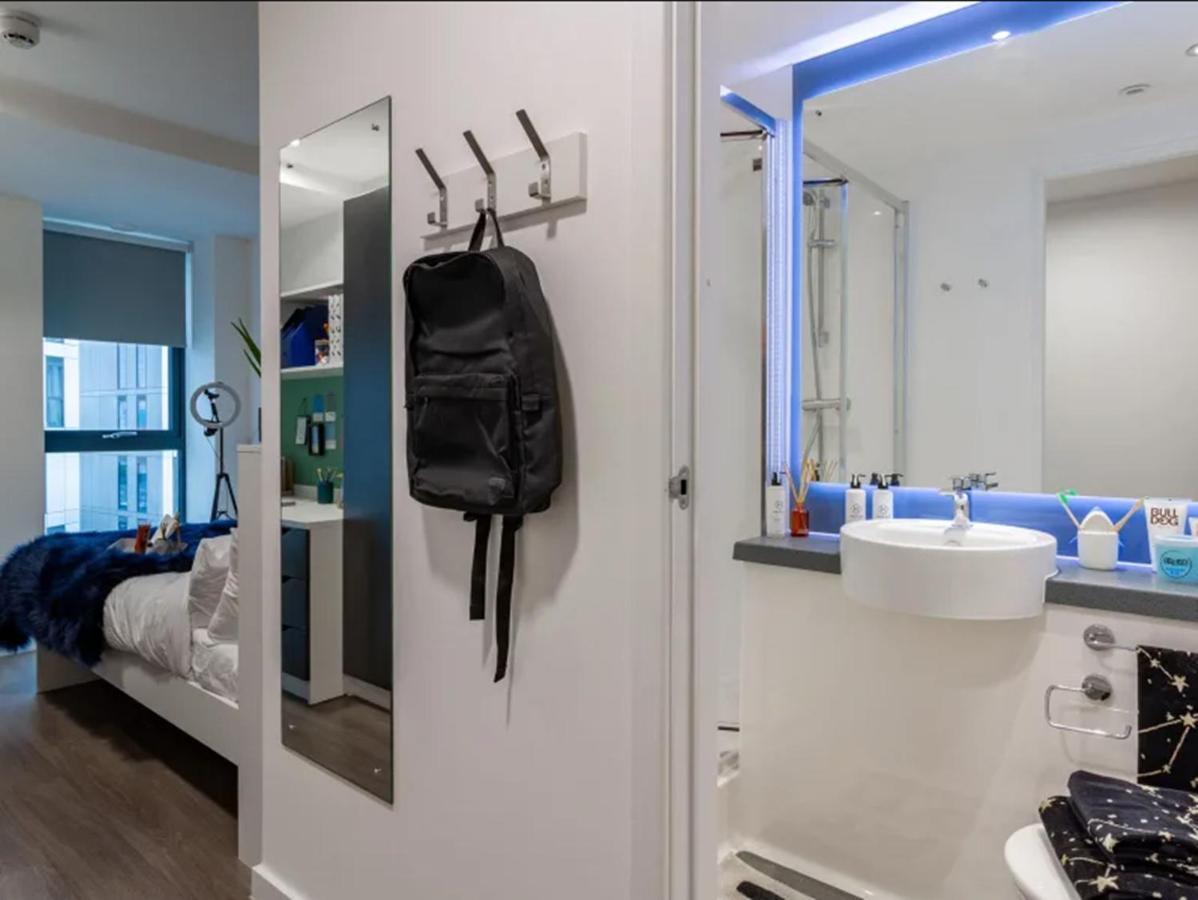 Modern Rooms In Wembley, Sk 伦敦 外观 照片
